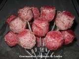 Cake pops fleurs chocolat-amandes en forme de rose