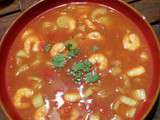 Soupe épicée de tomates aux crevettes