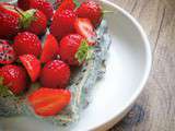 Tiramisu fraise, framboise et crème au sésame noir