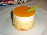 Entremets à la mangue et à la noix de coco