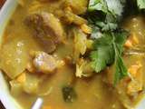 Curry de patate douce, brocolis, courgette et banane plantain