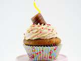 Joyeux Mon Anniversaire : Cupcake Kinder Bueno