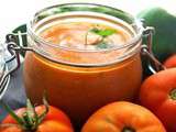 Soupe de tomates aux poivrons grillés