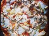 Pizza au poulet et à la mozzarella