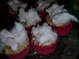 Cupcakes au beurre de cacahuètes et à la barbe à papa