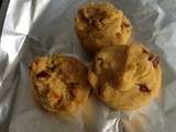 Muffins-petits pains-moelleux et croustillants aux tomates séchées et parmesan (sans gluten et sans oeuf)