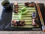 Autour d'un ingrédient , le sésame sous toutes ses formes : tataki de saumon au sésame noir , concombre à l'huile de sésame grillé