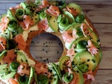 Reine des tartes ^^ Foodista Challenge #108 , tarte feuilletée apéritive au saumon , avocat et concombre