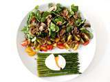 Salade asperges tomates cerises et oeufs mollets
