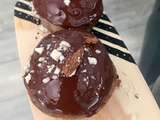 Atelier Muffins Dégoulinants au Chocolat Glaçage Chocolat Noir & Amandes ou Noisettes Concassées