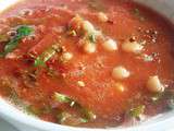 Soupe tomates-haricots blancs