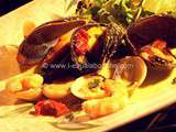 Cassolette de Coquillages & de Crevettes au Colombo