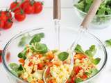 Salade de pâtes avec légumes en dés sans gluten