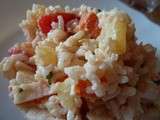 Salade de riz surimi/ananas sauce coktail