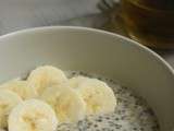 Porridge à la banane, aux flocons d'avoine et graines de chia