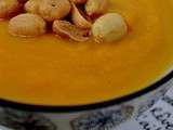 Soupe de patates douces, carottes et cacahuètes
