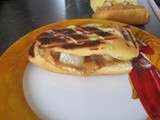 Pain viennois doré aux poires et cacahuètes