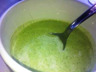 Soupe d’orties à la vache qui rit