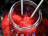 Confiture de fraises et rhubarbe