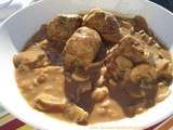 Boulettes de boeuf faciles et rapides et leur sauce champignons