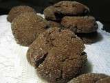 Cookies au chocolat avec cœur tendre au beurre de cacahuète (arachide)