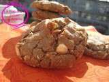 Cookies us ultra gourmands et bien épais au chocolat, noix et pépites de chocolat blanc