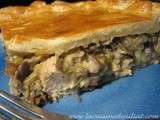 Exceptionnelle tourte au poulet, légumes et poitrine fumée (bacon)