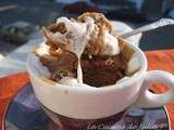 Mug cake au toblerone et guimauves (chamallows)