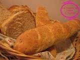 Pain baguettes au fromage frais Le Crémeux Ail et fines herbes de Damafro à la main ou au robot