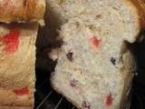Panettone aux fruits confits et à la fleur d'oranger avec une touche de sirop d’érable