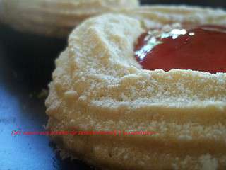 Sables aux graines de SÉSAME Fourrés à la confiture