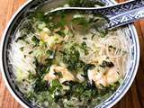 Soupe vietnamienne aux crevettes ou bún tôm