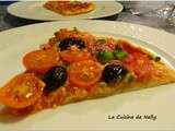 Pizza Chorizo, Jambon, Poivrons, Tomates Cerises, Olives Noires