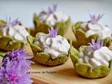 Amuse bouche à la crème de foie de morue fumé au bois de hêtre et moutarde aux salicornes