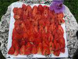 Carpaccio de fraise, basilic et vinaigre balsamique