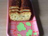 Gâteau au yaourt à la rhubarbe