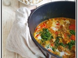 Agneau curry au lait de coco, épinards, tomates et son riz aux amandes