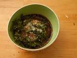 Vinaigrette sans huile vite-faite pour laitue iceberg et fruits secs