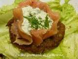 Blinis de courgettes,saumon fumé et sauce au Saint Moret à l'aneth