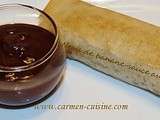 Nems de bananes et sa sauce au chocolat