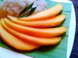 Thaïlande : Mangue et riz gluant au lait de coco (Khao niao mamuang ข้าวเหนียวมะม่วง)