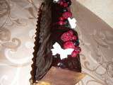 Cours de pâtisserie à la Magnanerie : Bûche chocolat noir et fruits rouges de Cécile
