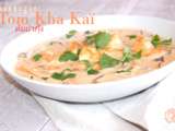 Soupe Tom Kha Kaï aux crevettes