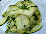 Courgettes marinées au basilic