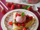 Crêpes aux fraises et Sorbet Plein Fruit à la fraise Carte d'Or