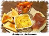 Assiette marine avec sa mini-cocotte de la mer, ses gambas et ses toasts de thon fumé