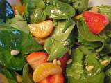 Salade Viviane aux épinards, fraises et clémentines et sa délicieuse vinaigrette