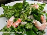 Salade verte aux topinambours et aux crevettes