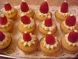 Cupcakes aux chapeaux du père Noël