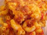 Macaroni gratiné au mozzarella sauce tomate aux légumes